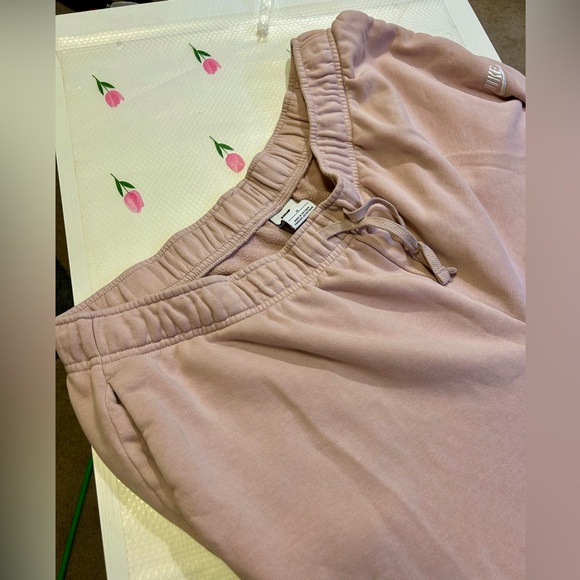 Nike Women’s Fleece Joggers Size XL (16-18) Rose and White Sweatpants - Picture 9 of 9